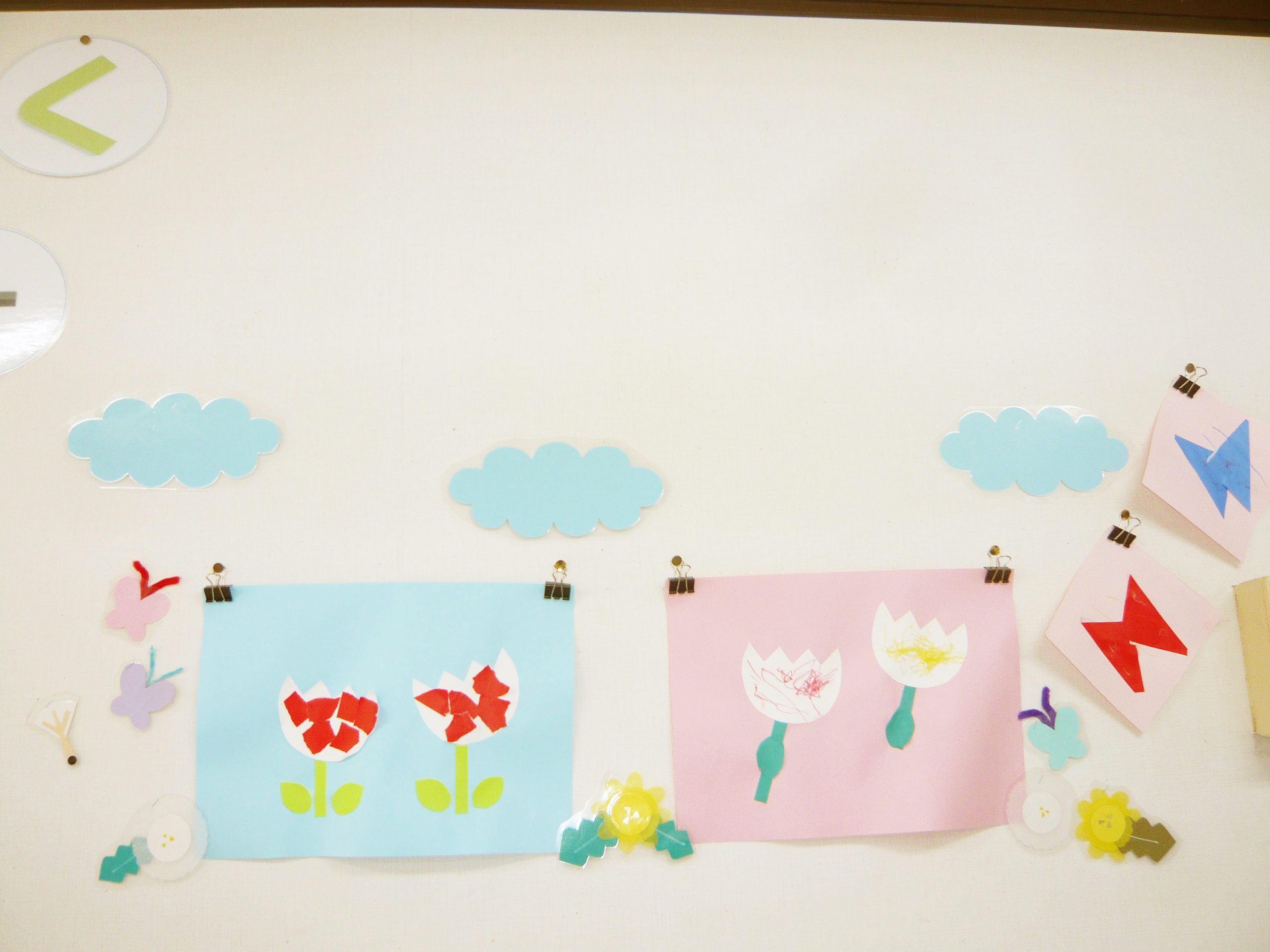 おりがみでチューリップのお花畑をつくったよ♪